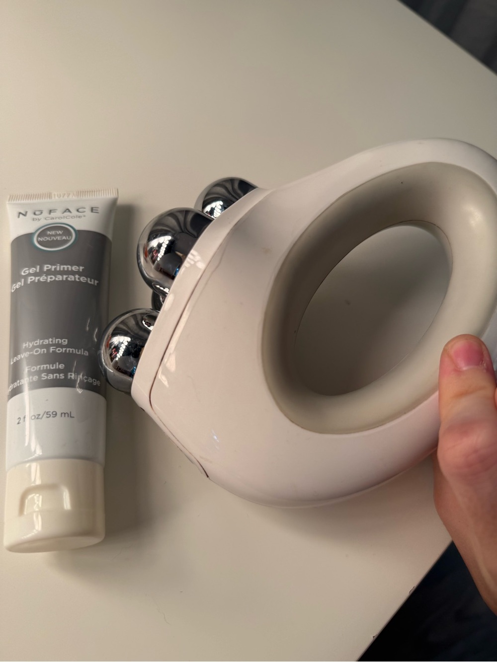 NuBody White Handheld Massage Sculpting Device with Gel Primer